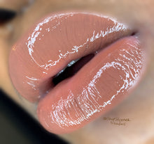 Load image into Gallery viewer, STUNN SHINE: Nestle Nude Lipgloss